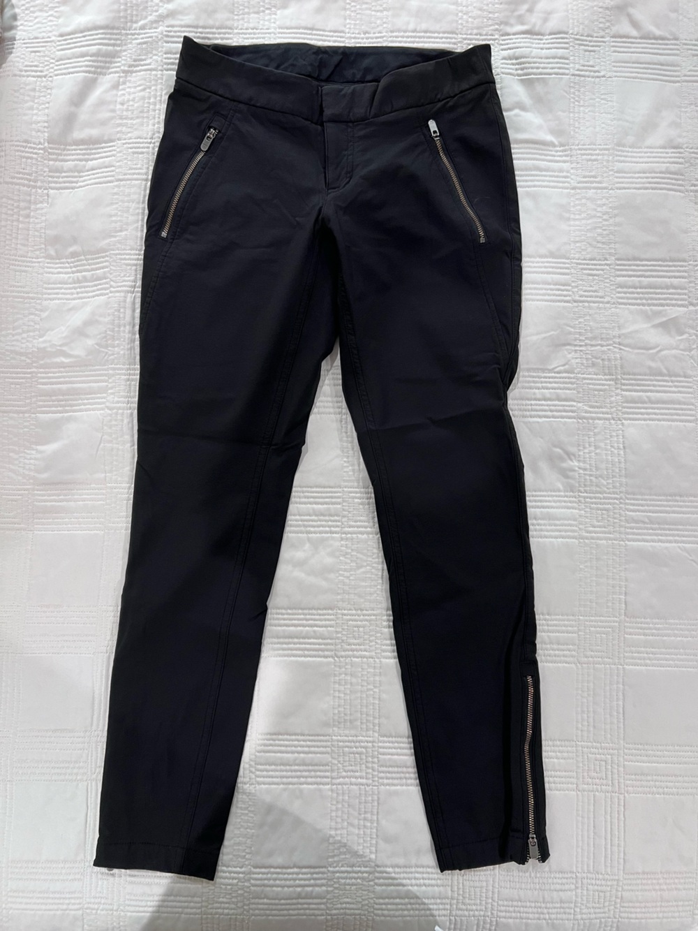 Athleta Black Slim Jogger Pants